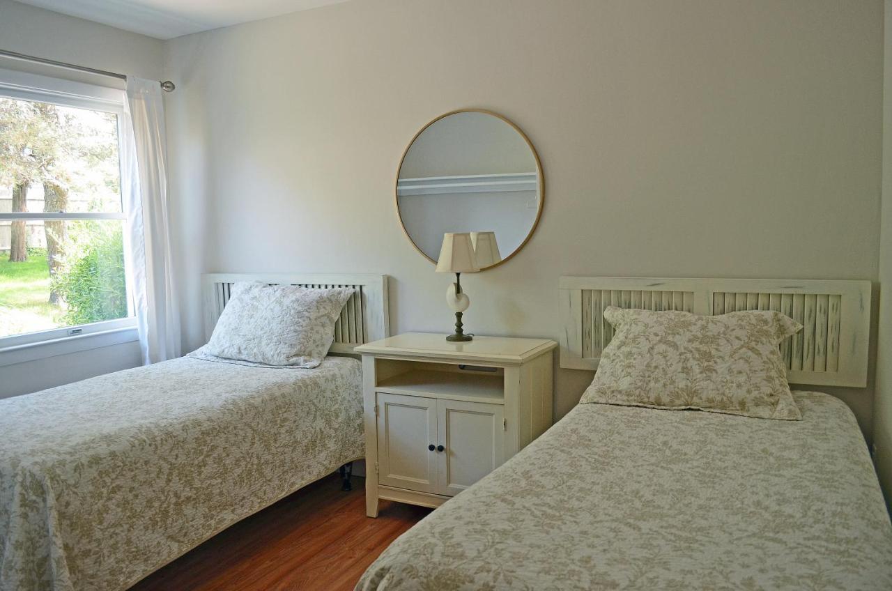 Commons 2* Edgartown